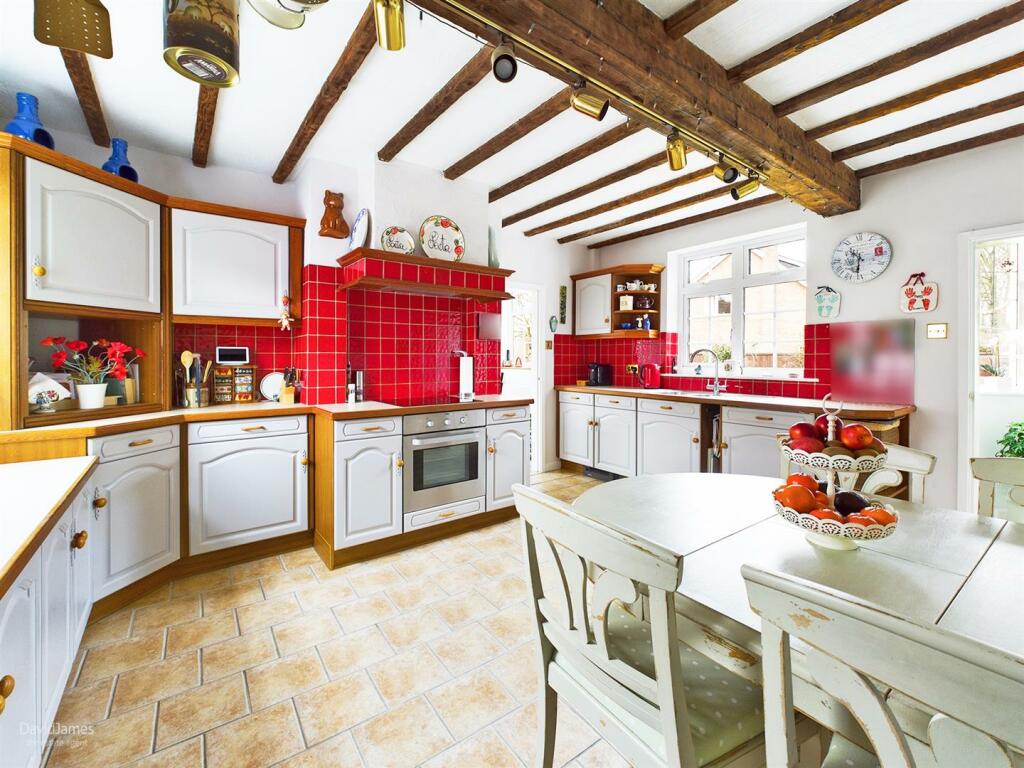 4 bedroom detached house for sale in Brooklyn House, Lambley Lane, Burton Joyce, Nottingham, NG14