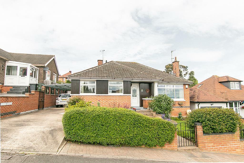 3 bedroom detached bungalow for sale in Bakewell Avenue, Carlton