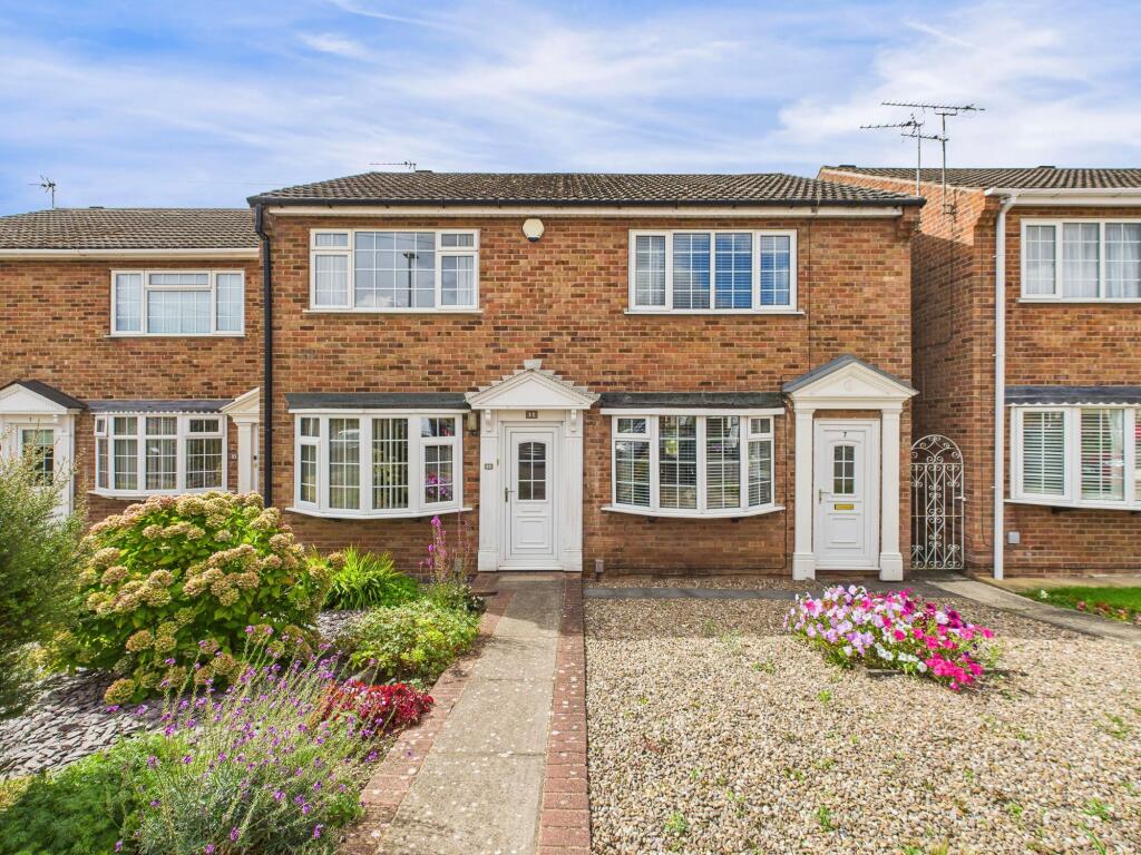 Main image of property: Radcliffe Gardens, Carlton, Nottingham