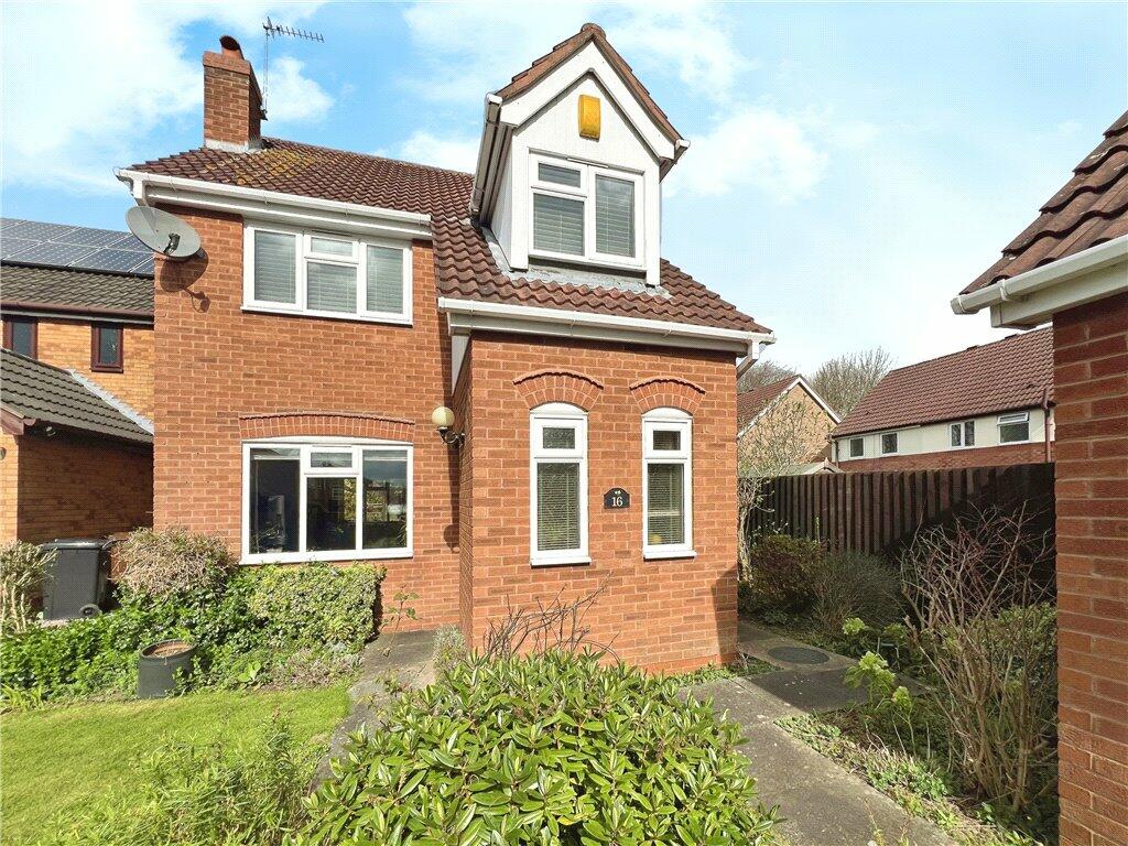 3 bedroom detached house for sale in Westoby Close, Shepshed