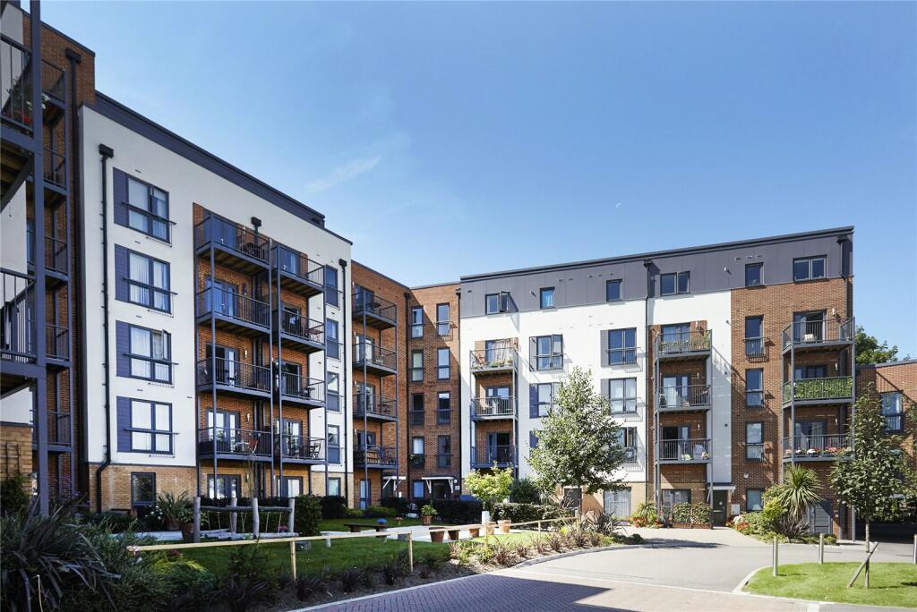 1 bedroom apartment for sale in Fairthorn Road, Charlton, SE7