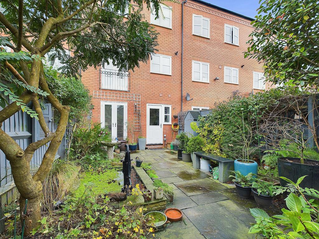 Additional property image - Upton Grange, Chester, CH2