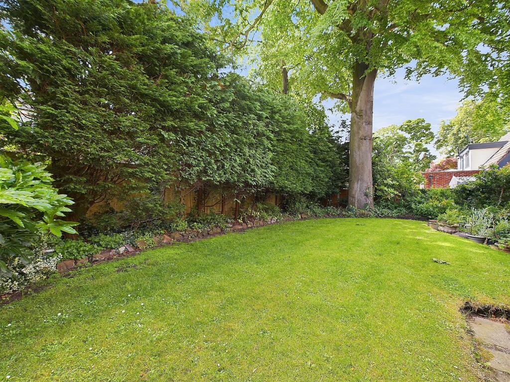 Additional property image - Lansdowne Grove, Chester, CH4