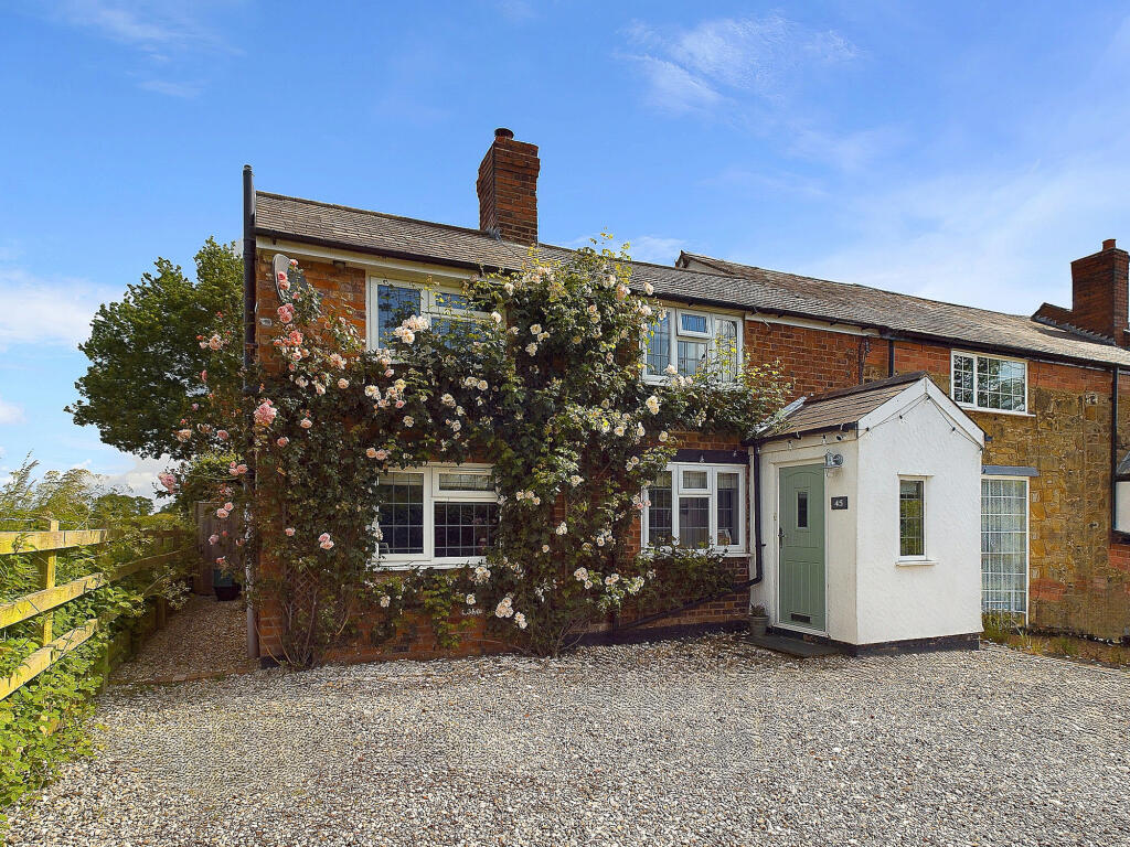 3 bedroom terraced house for sale in Harwoods Lane, Rossett, Wrexham, LL12