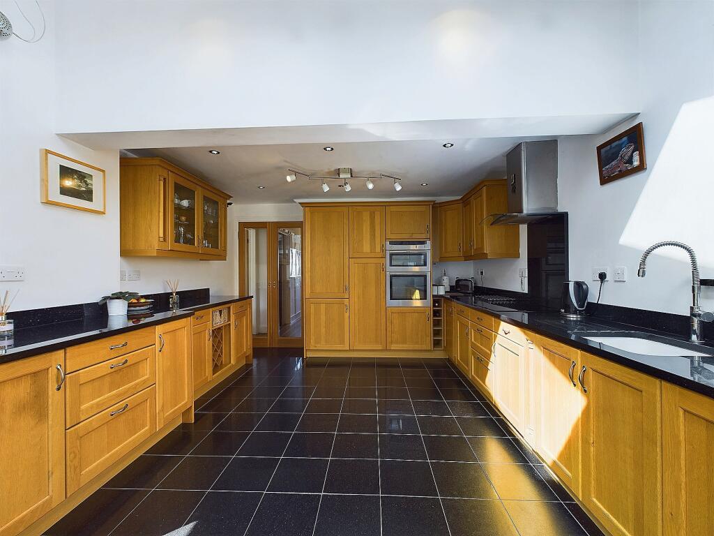 Additional property image - Oakfield Drive, Upton-By-Chester, Chester, CH2