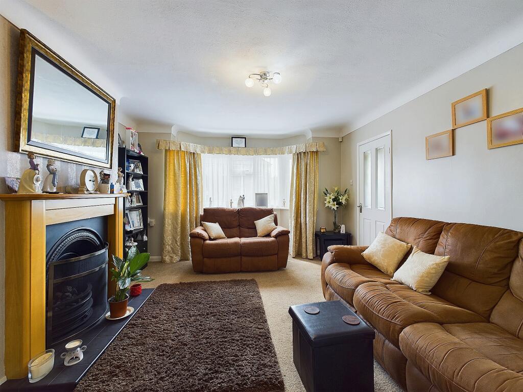 Additional property image - Broadway West, Newton, Chester, CH2