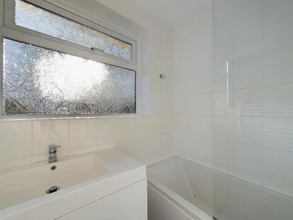 Additional property image - Vernay Green, Westminster Park, Chester, CH4