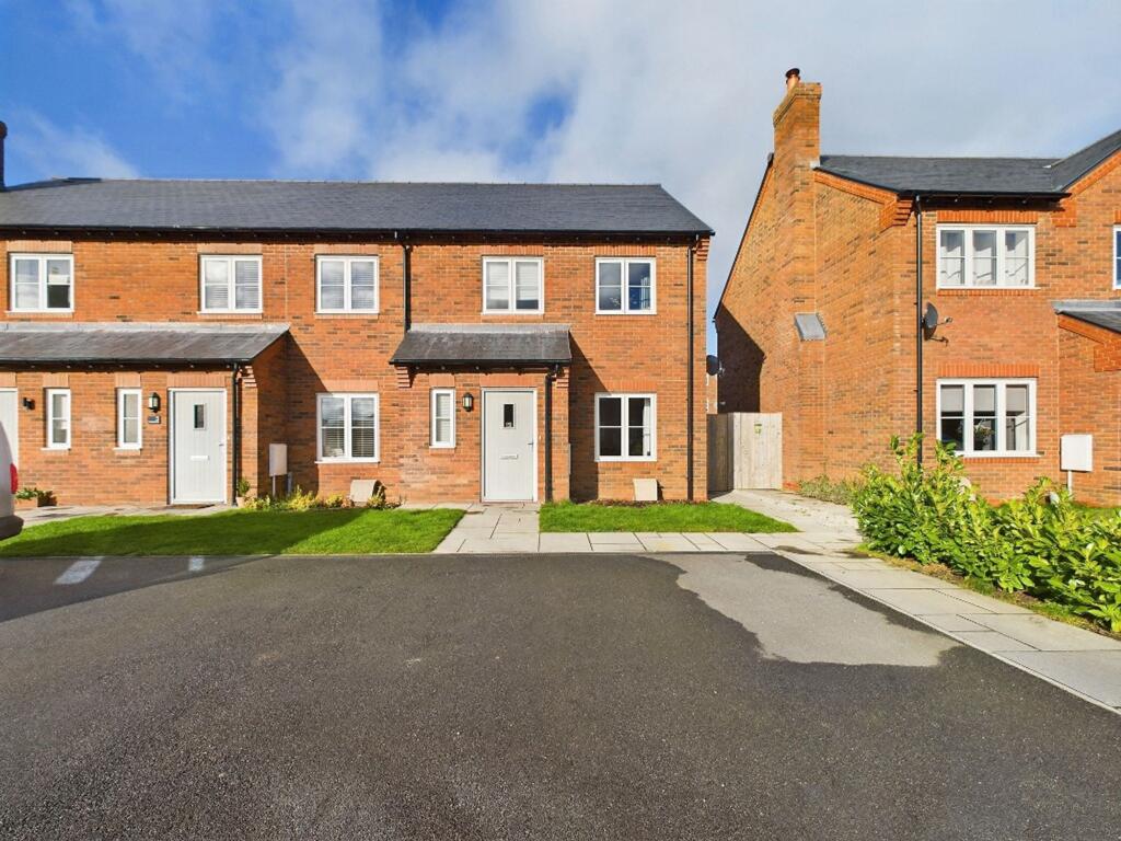 Main image of property: Hill Garth Road, Tattenhall, CH3