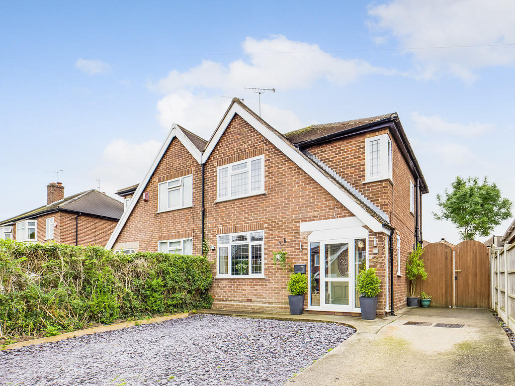 3 bedroom semidetached house for sale in Daleside, Upton, Chester, CH2