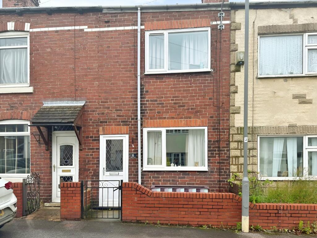 2 bedroom terraced house for sale in Millward Street, Ryhill, Wakefield