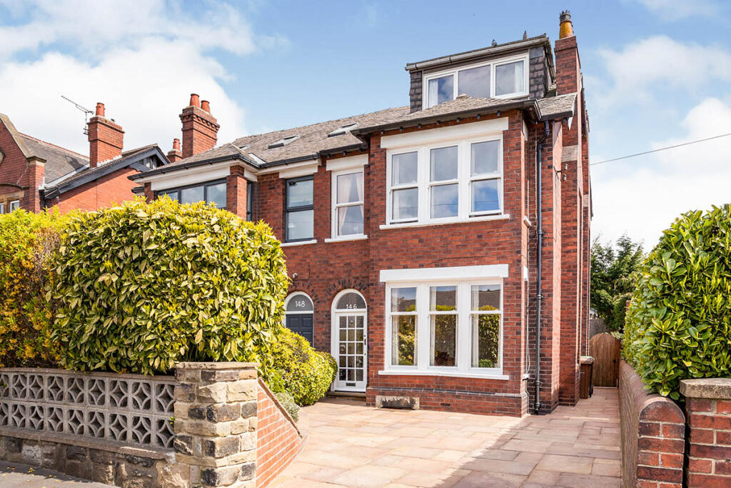 Main image of property: Bradford Road, Wakefield, West Yorkshire, WF1