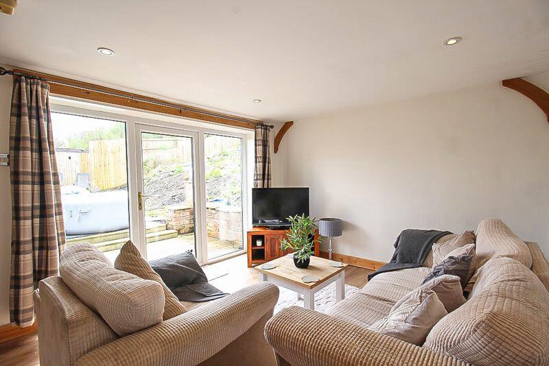 2 bedroom coach house for sale in The Old Coach House, Johnson Street, COSELEY, OFF HURST HILL