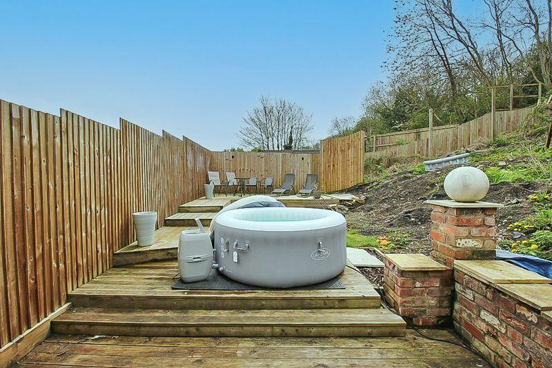 2 bedroom coach house for sale in The Old Coach House, Johnson Street