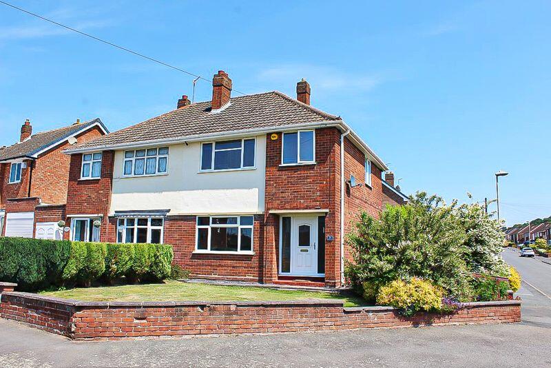 3 bedroom semidetached house for sale in The Straits, LOWER GORNAL, DY3 3BH, DY3