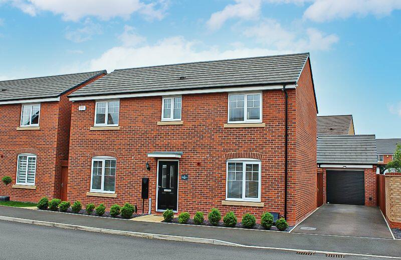 4 bedroom detached house for sale in Herringbone Way, Catesby View