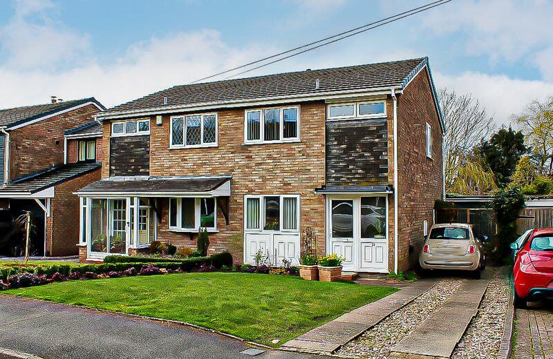 3 bedroom semidetached house for sale in Eaves Court Drive, OFF
