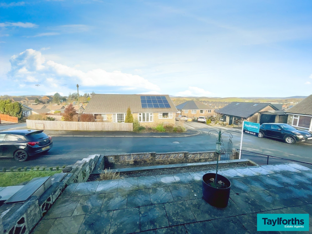 Additional property image - Whernside Close, Barnoldswick, BB18