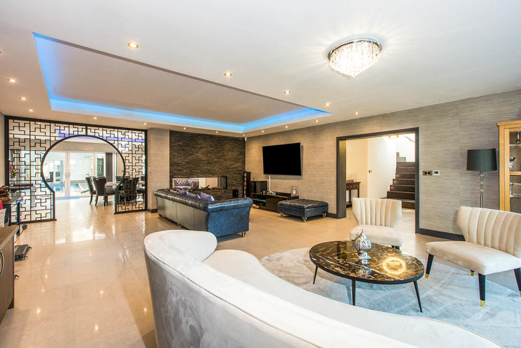 5 bedroom detached house for sale in Fulwood Row, Fulwood, Preston