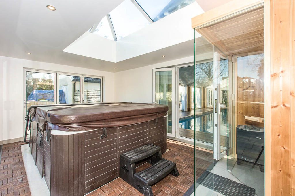 5 bedroom detached house for sale in Fulwood Row, Fulwood, Preston