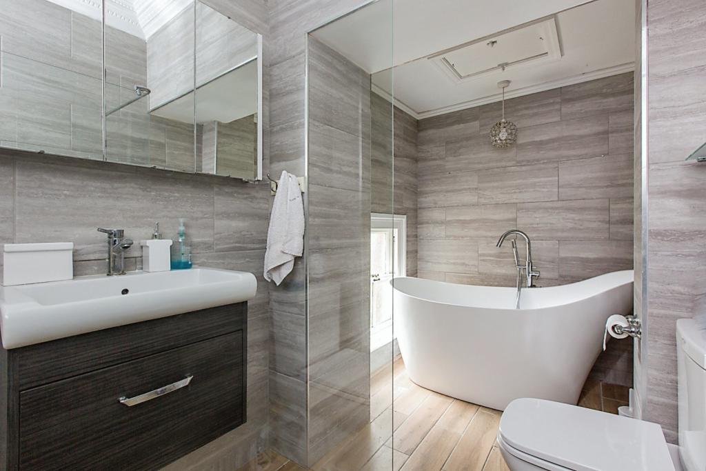 2 bedroom apartment for sale in Penwortham Hall Gardens, Penwortham