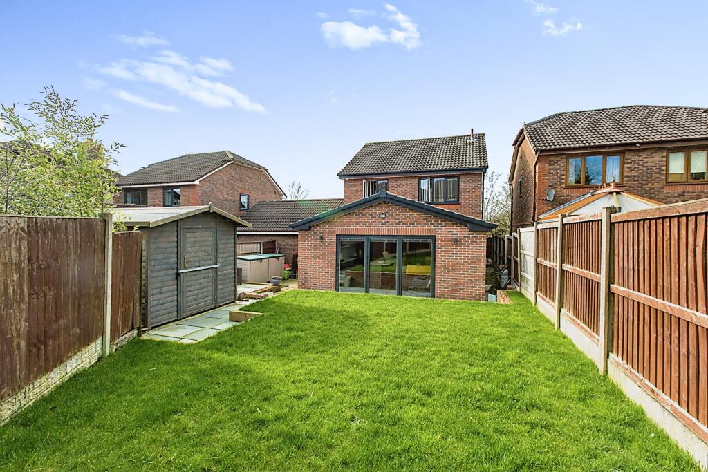 3 bedroom detached house for sale in Millersgate, Cottam, Preston