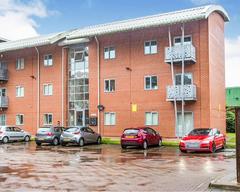 2 bedroom apartment for sale in New Hall Lane, Preston, Lancashire, PR1