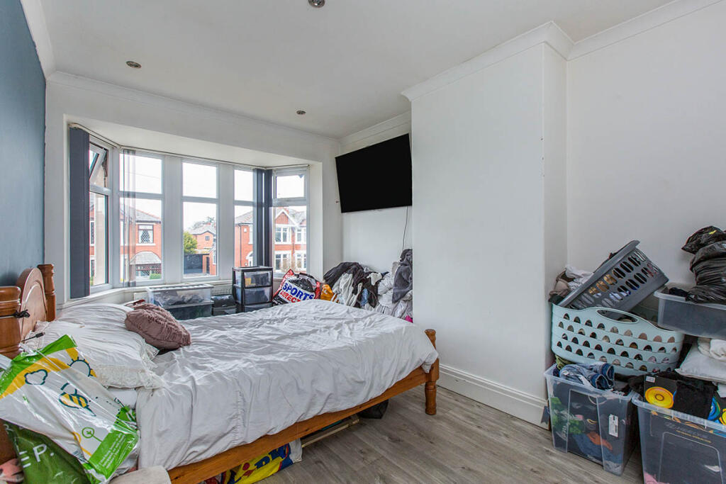 3 bedroom semidetached house for sale in Glenluce Drive, Preston