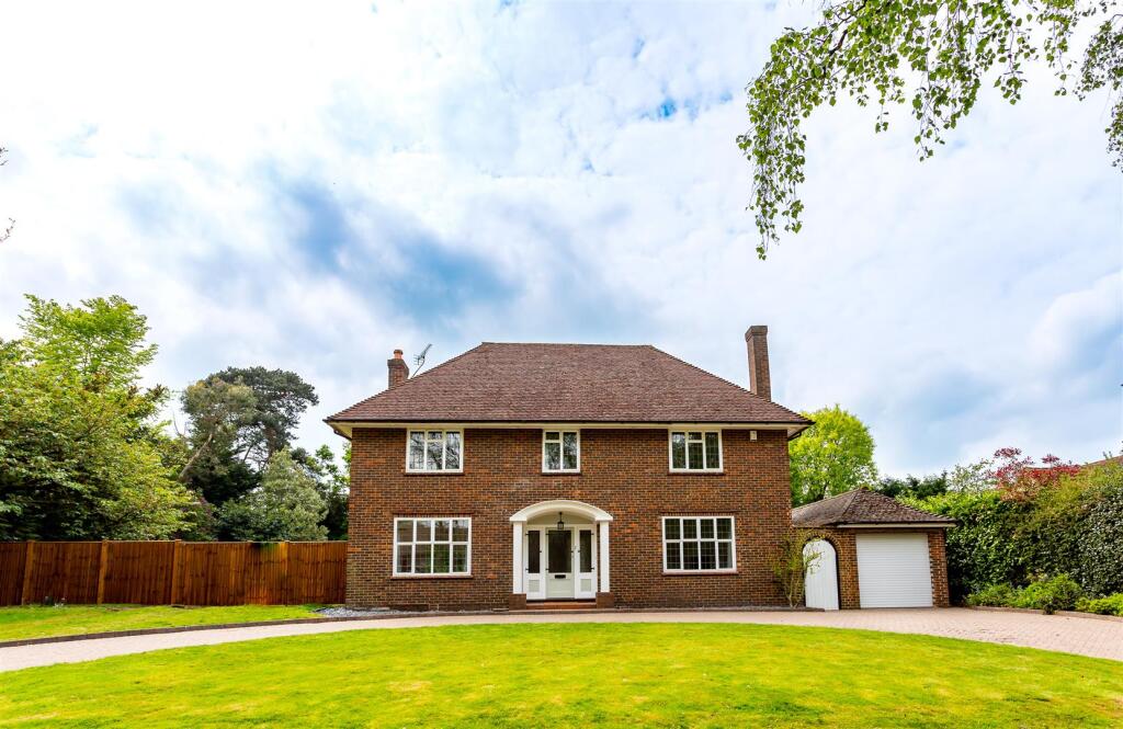 Main image of property: Manor Walk, Weybridge