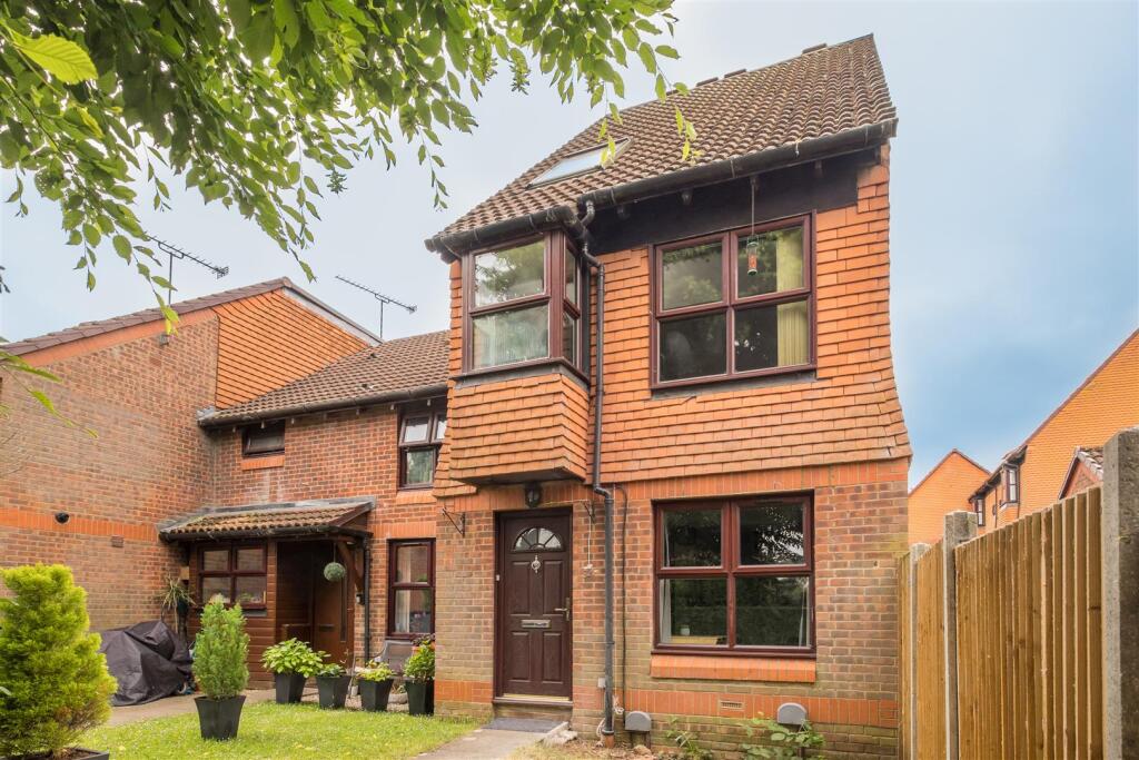 Main image of property: Veryan, Woking