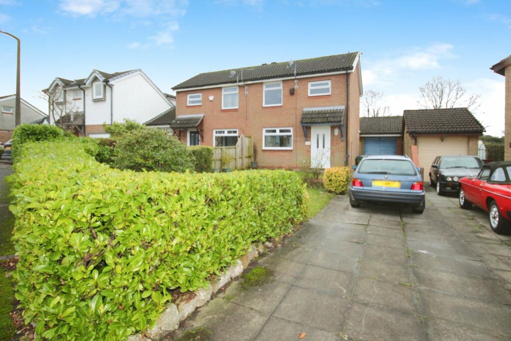 2 bedroom semidetached house for sale in Thornley Lane South, Reddish