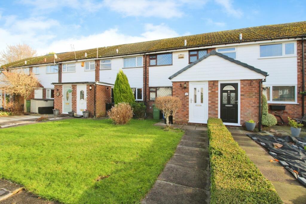 2 bedroom terraced house for sale in Woodstock Green, Reddish