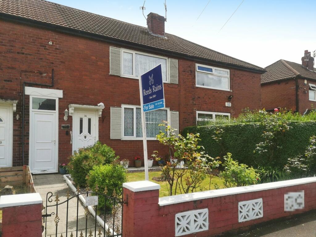 2 bedroom terraced house for sale in Fovant Crescent, Stockport