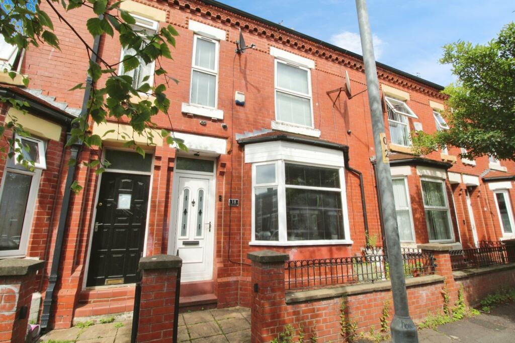 Main image of property: Cecil Grove, Manchester, Greater Manchester, M18
