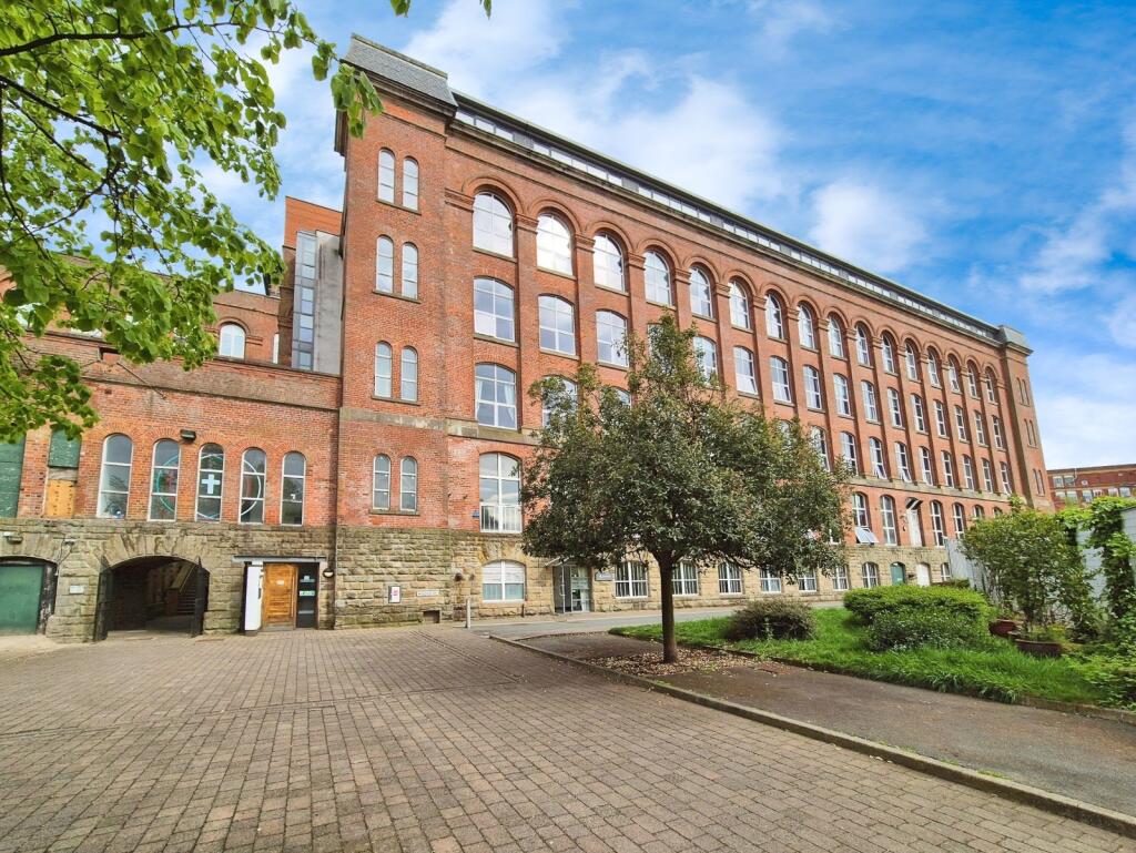 Main image of property: Waterhouse Way, Stockport, Greater Manchester, SK5