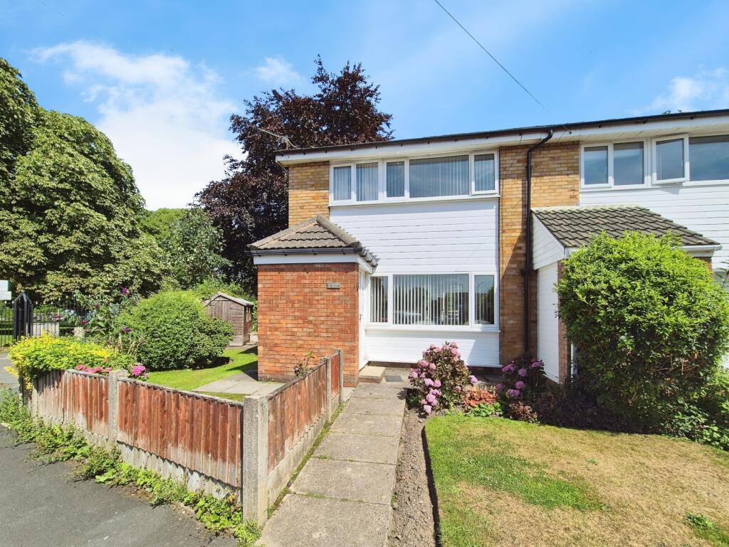 3 bedroom semi-detached house