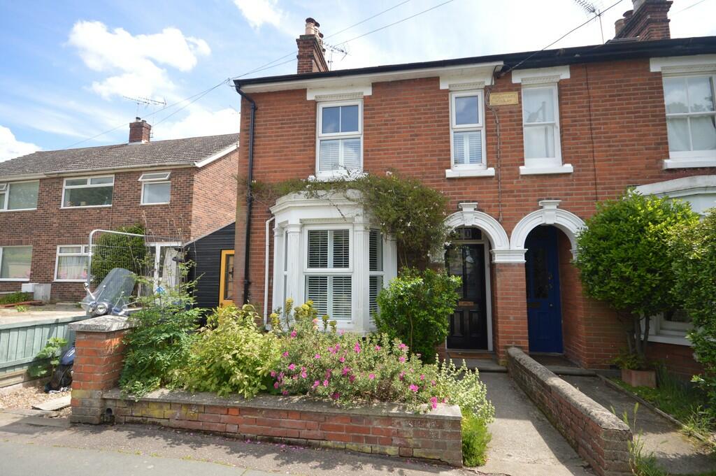 3 bedroom semidetached house for sale in The Avenue, Wivenhoe, CO7