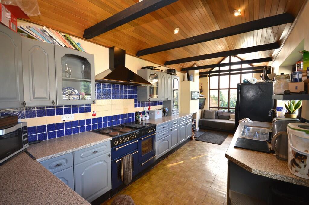 Additional property image - Sparrows Corner, Great Oakley, Harwich
