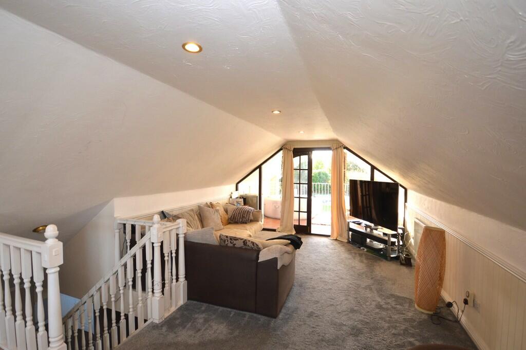 Additional property image - Sparrows Corner, Great Oakley, Harwich