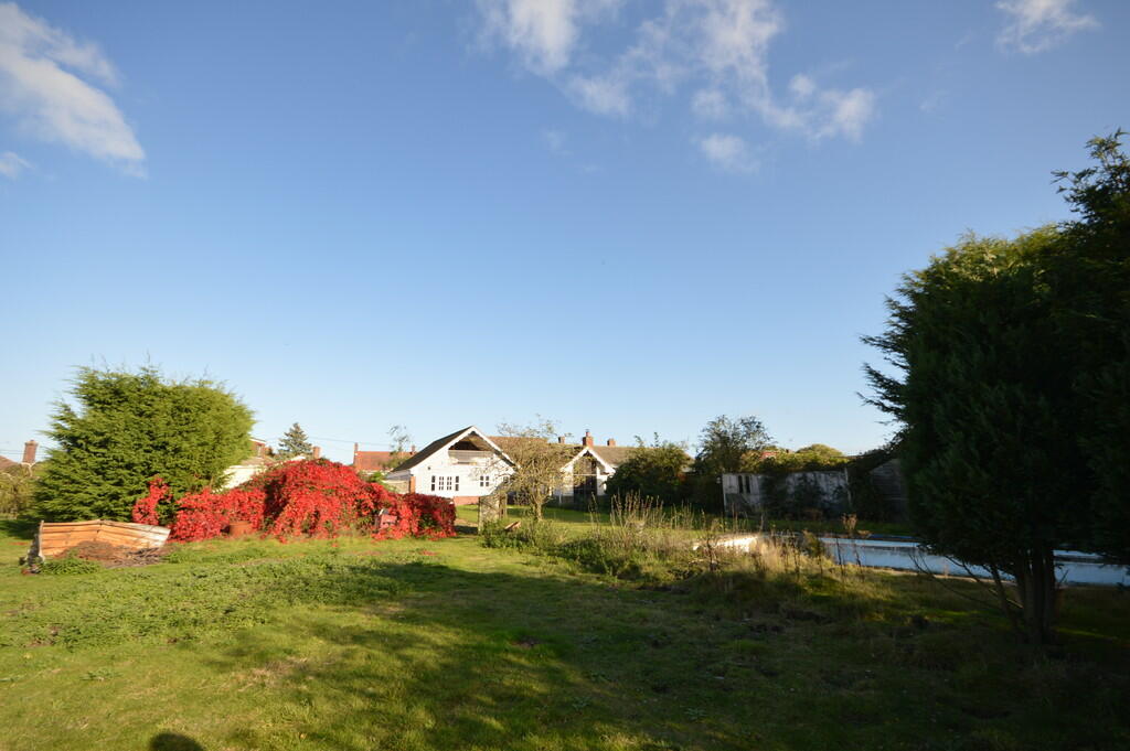 Additional property image - Sparrows Corner, Great Oakley, Harwich