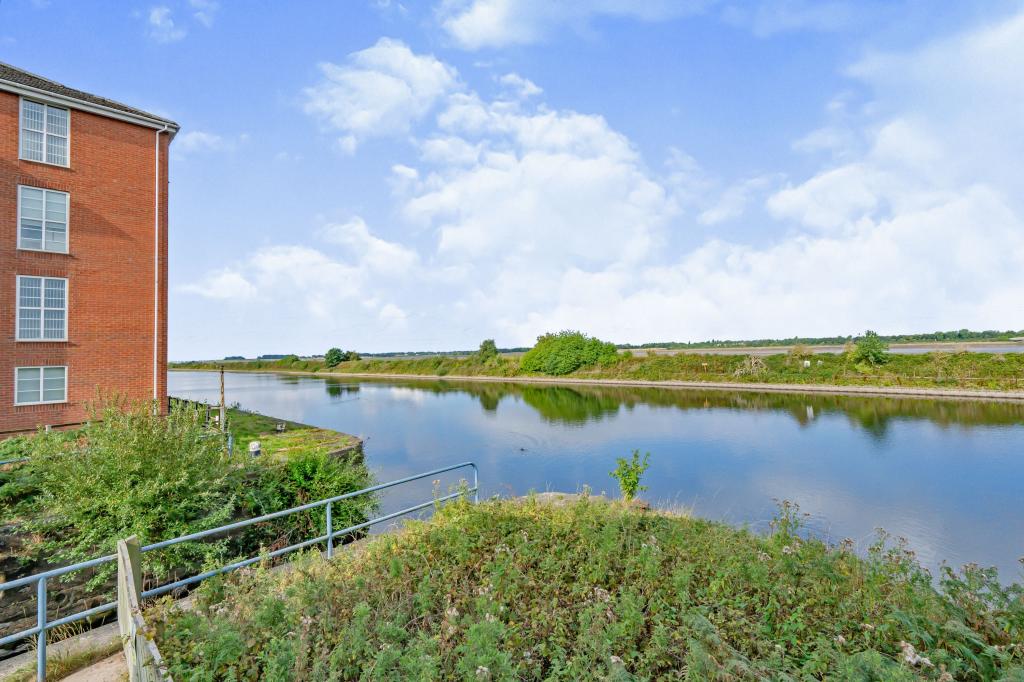 1 bedroom apartment for sale in Old Coach Road, Runcorn, Cheshire, WA7