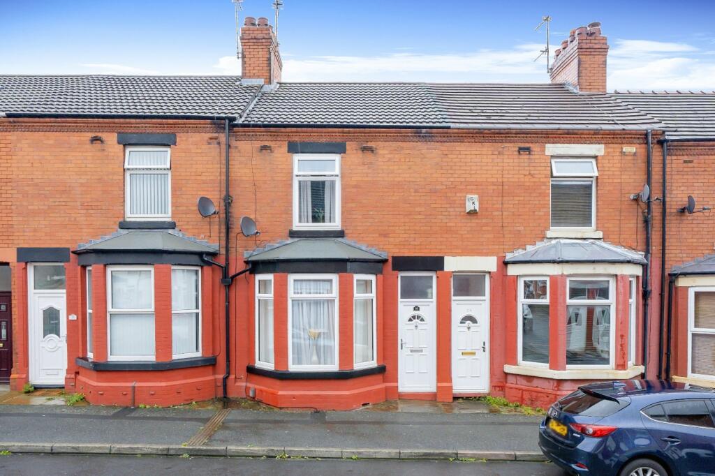2 bedroom terraced house for sale in Park Road, Widnes, Cheshire, WA8