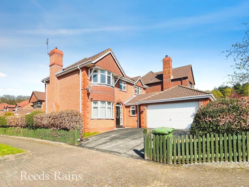 Main image of property: Broadfields, Runcorn, Cheshire, WA7