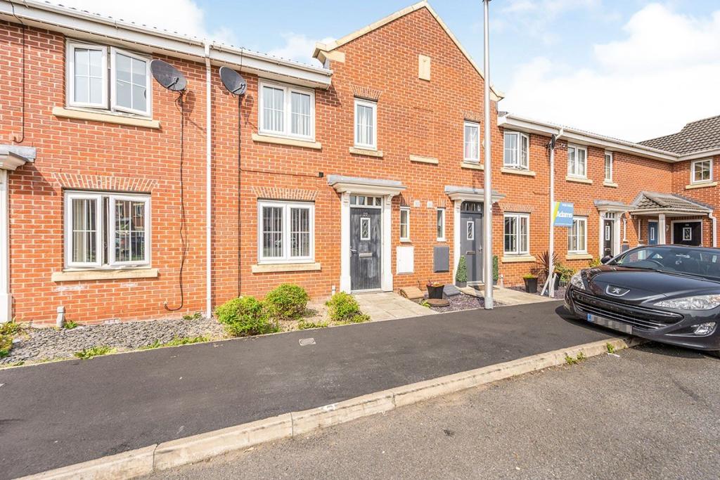 3 bedroom terraced house for sale in Wellingford Avenue, Widnes