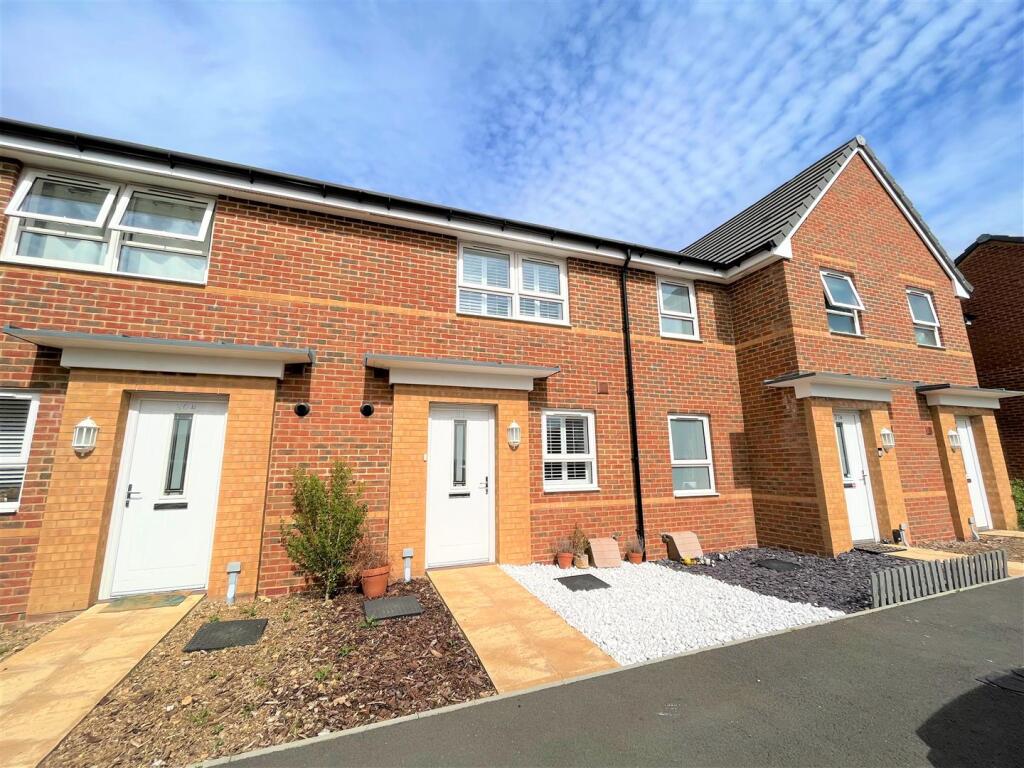 Main image of property: Cromwell Avenue, East Cowes