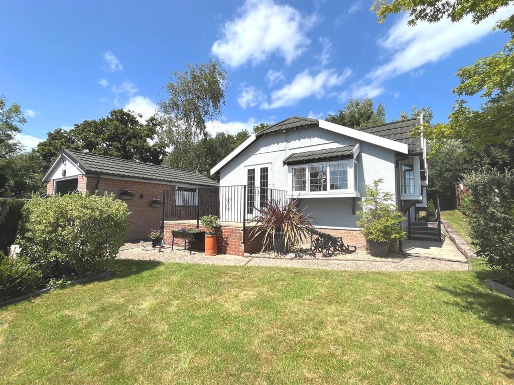 Main image of property: Folly Lane, East Cowes