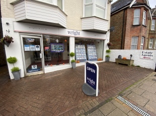 The Wright Estate Agency, East Cowesbranch details