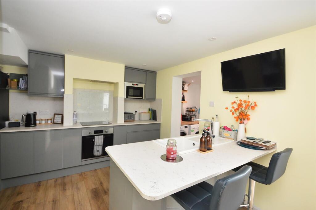 Main image of property: ELMFIELD, RYDE