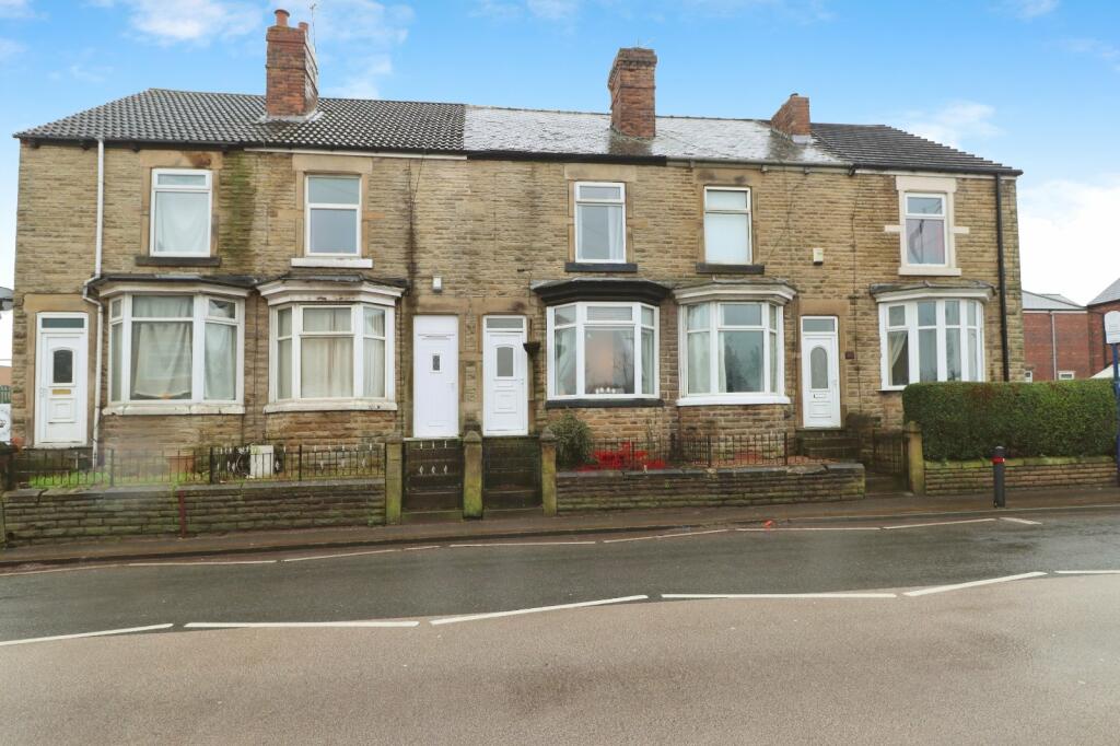 3 bedroom terraced house for sale in Doncaster Road, WathuponDearne