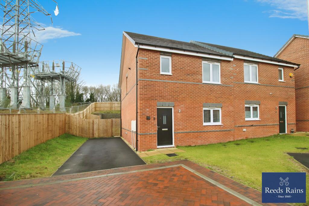 Main image of property: Little Wood Crescent, Wakefield, West Yorkshire, WF1