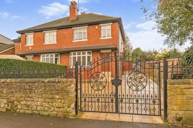 Main image of property: Leeds Road, Lofthouse, Wakefield, West Yorkshire, WF3